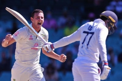 3rd Test: India lose openers on Day 4 in chase of 407