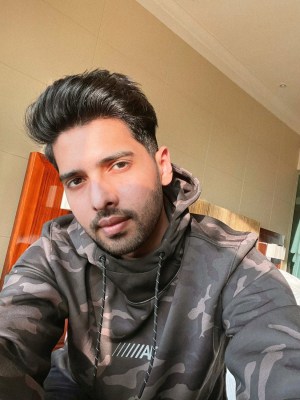 Armaan Malik is a 'deleter' of 'faulty tweets, negative people and toxic energies'