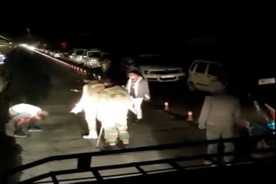 Cops beat up tourist in Atal Tunnel in HP, video goes viral