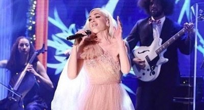 Gwen Stefani talks about her 'iconic' nineties outfits