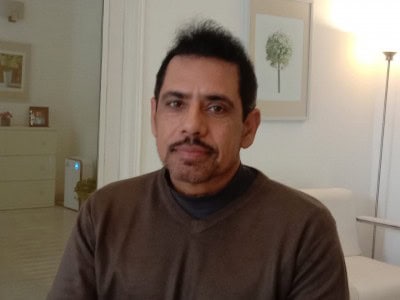 Have to be in Parliament to fight my case: Vadra (IANS Exclusive)