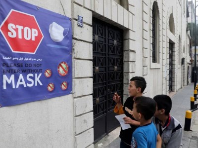 Lebanon imposes total lockdown for 25 days