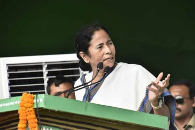 Mamata again falls in BJP trap over 'Jai Shri Ram' slogans? (Sunday Special)