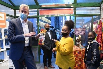 Pandemic battle highlighted in NYC Mayor's photo collection