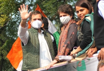Priyanka Gandhi sends homemade food for protesting Cong MPs