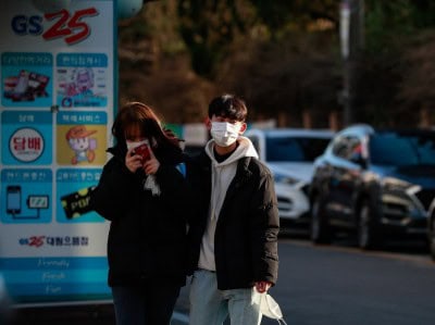 S.Korea reports 665 more Covid-19 cases