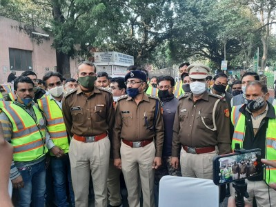Sarojini Nagar Market forms 50-member squad to tackle terror threats with cops