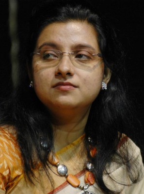 Shah calls up Dona Ganguly to know Sourav's well-being