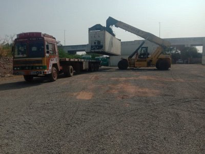 South Central Railway ships bananas in containers to JNPT