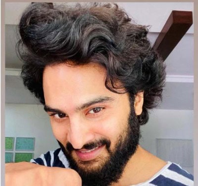 Sudheer Babu shows quirky use of hammer in the gym