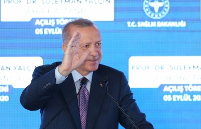 Turkish president reports no side effects after Covid-19 vaccine