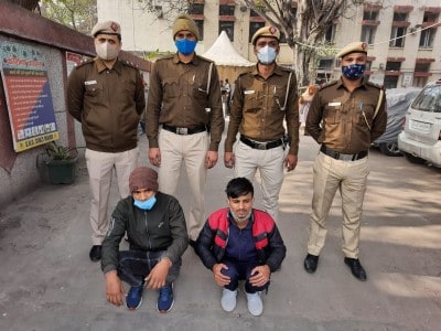 Two held for cheating 70-yr-old in Delhi