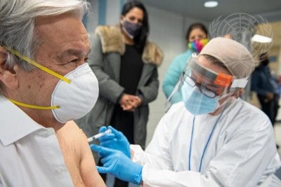 UN chief receives Covid-19 vaccine in New York