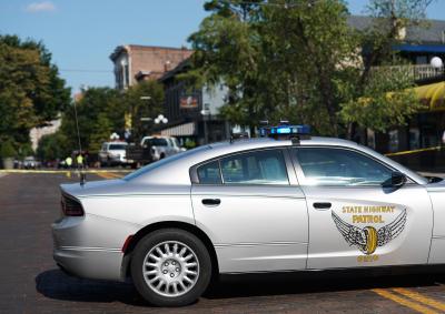 US police officer killed in armed standoff