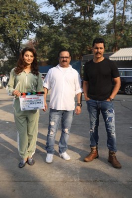 Urvashi Rautela starts shoot with 'dream co-star' Randeep Hooda