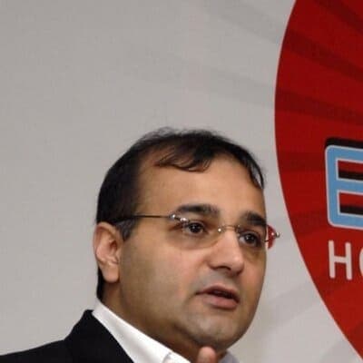 Wadhawan again raises concern over bids for DHFL by Piramal, Oaktree
