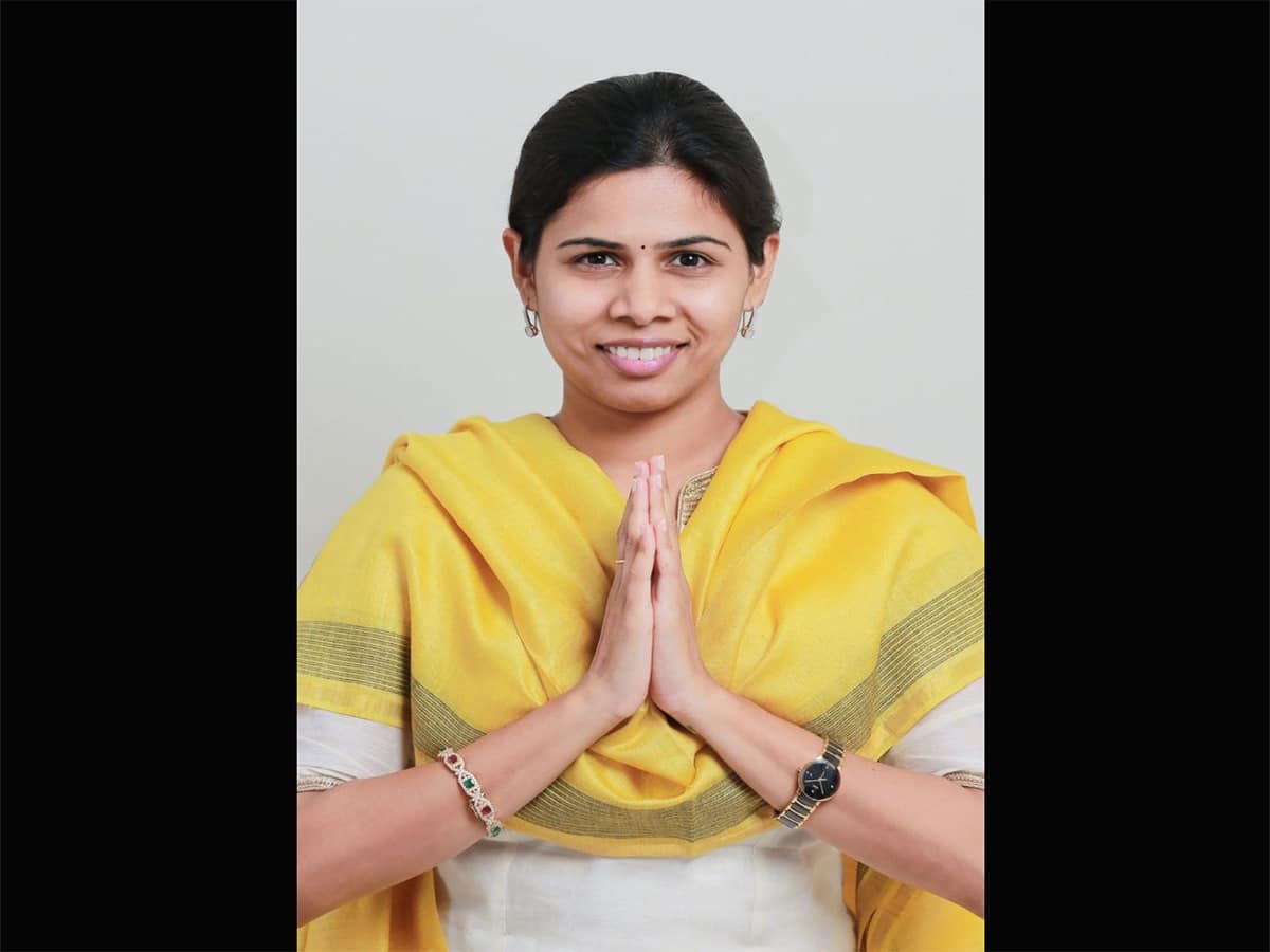 politician