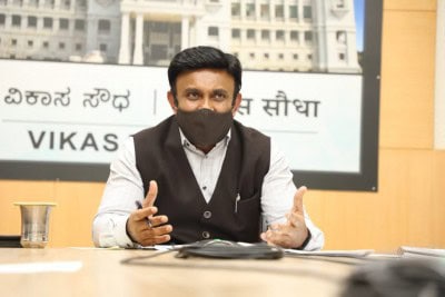 K'taka minister calls for dental care in rural areas