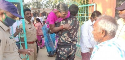 Andhra police show humane face amid 1st phase of panchayat polls