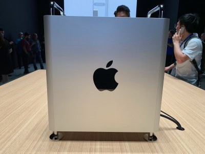 Apple may unveil its 2021 iMac in 5 colours