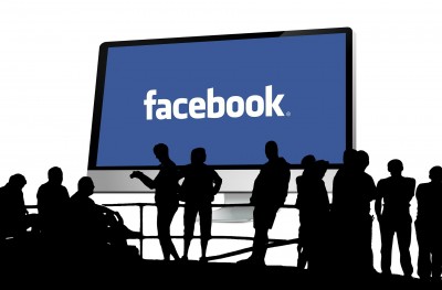 FB working on smartwatch with social, fitness focus