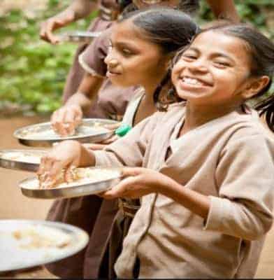 Hot and fresh food for UP Aanganwadi kids