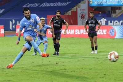 ISL: Mumbai decimate Odisha 6-1, set up league finale against Bagan