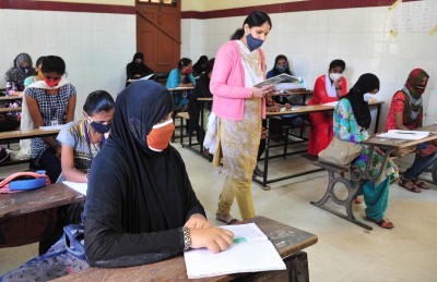 K'taka: Schools to reopen for Class 9 from Monday