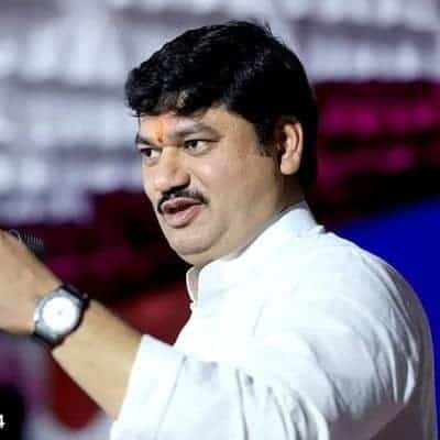 Maha minister in spot after 2nd wife complains to police
