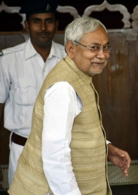 Nitish Kumar in Delhi, likely to meet PM tomorrow