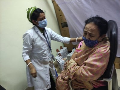 Over 5L beneficiaries inoculated in 5 days: B'desh Health ministry