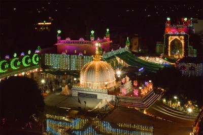Prime Minister Modi sends chadar to Ajmer Dargah
