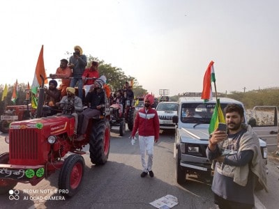 Tikait's formula for longevity: 1 tractor, 15 people, 10 days, 1 village