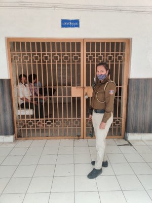 Meet Delhi Police woman constable who 'mans' the lock-up (IANS Special)