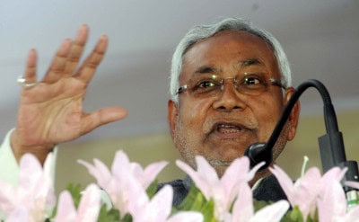 Nitish Kumar flags off 12 electric buses in Bihar