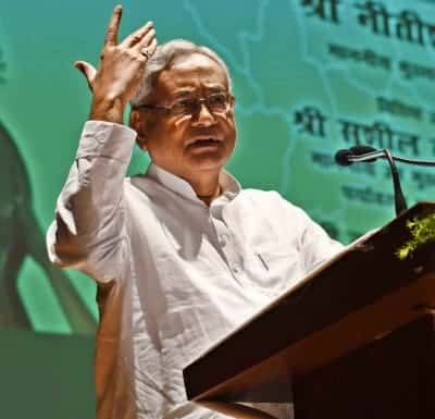 Rs 122 cr earmarked to buy EVMs for local body polls in Bihar