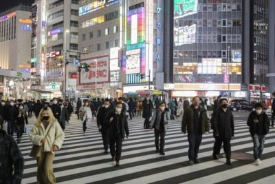 Tokyo region's state of emergency extended again