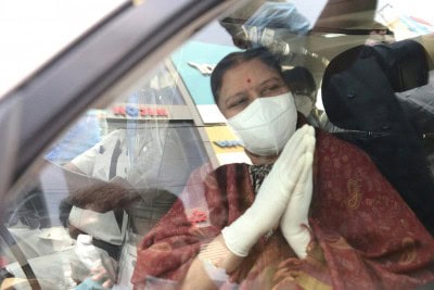 Will keep away from politics:Sasikala