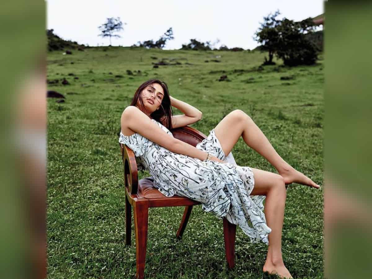 Athiya Shetty is 'child of the earth' on Earth Day