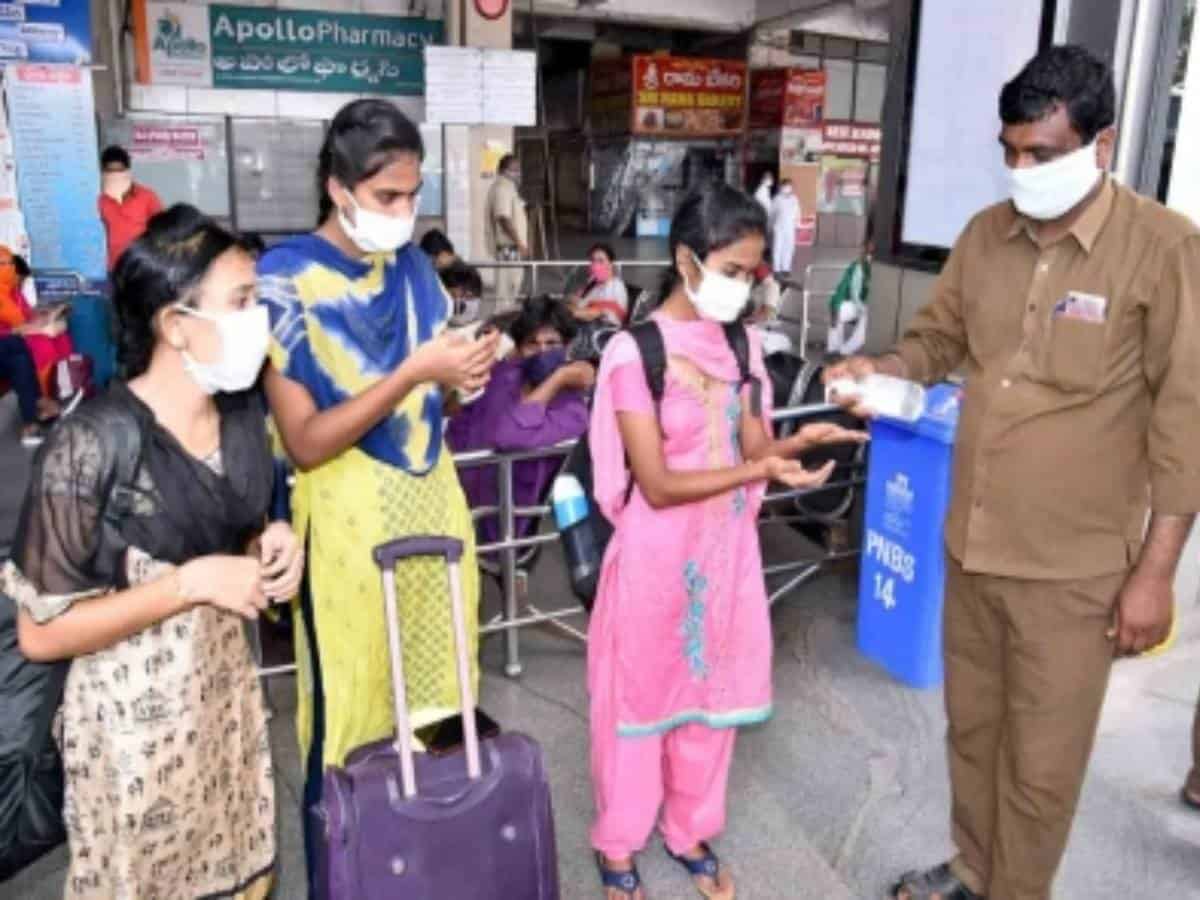 Andhra continues to report above 1k Covid cases per day