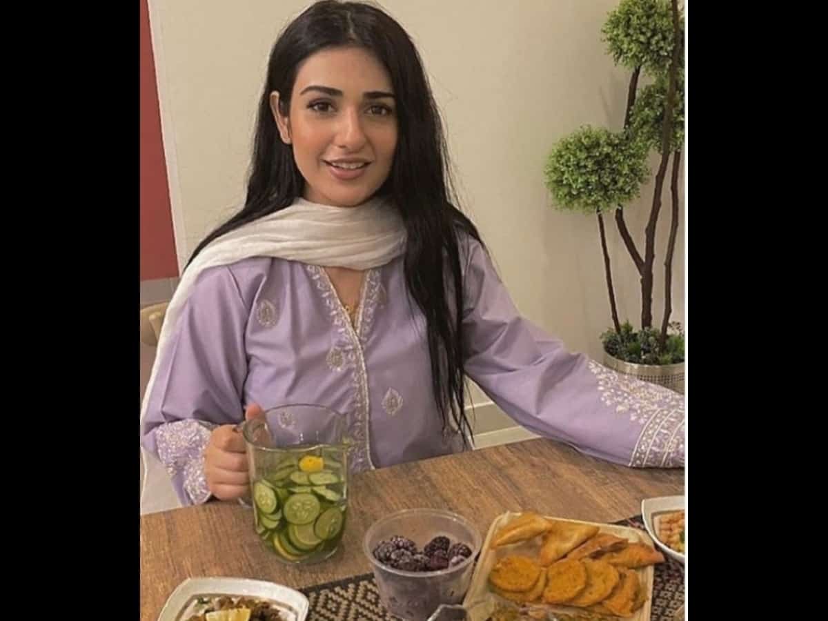 Sara Khan