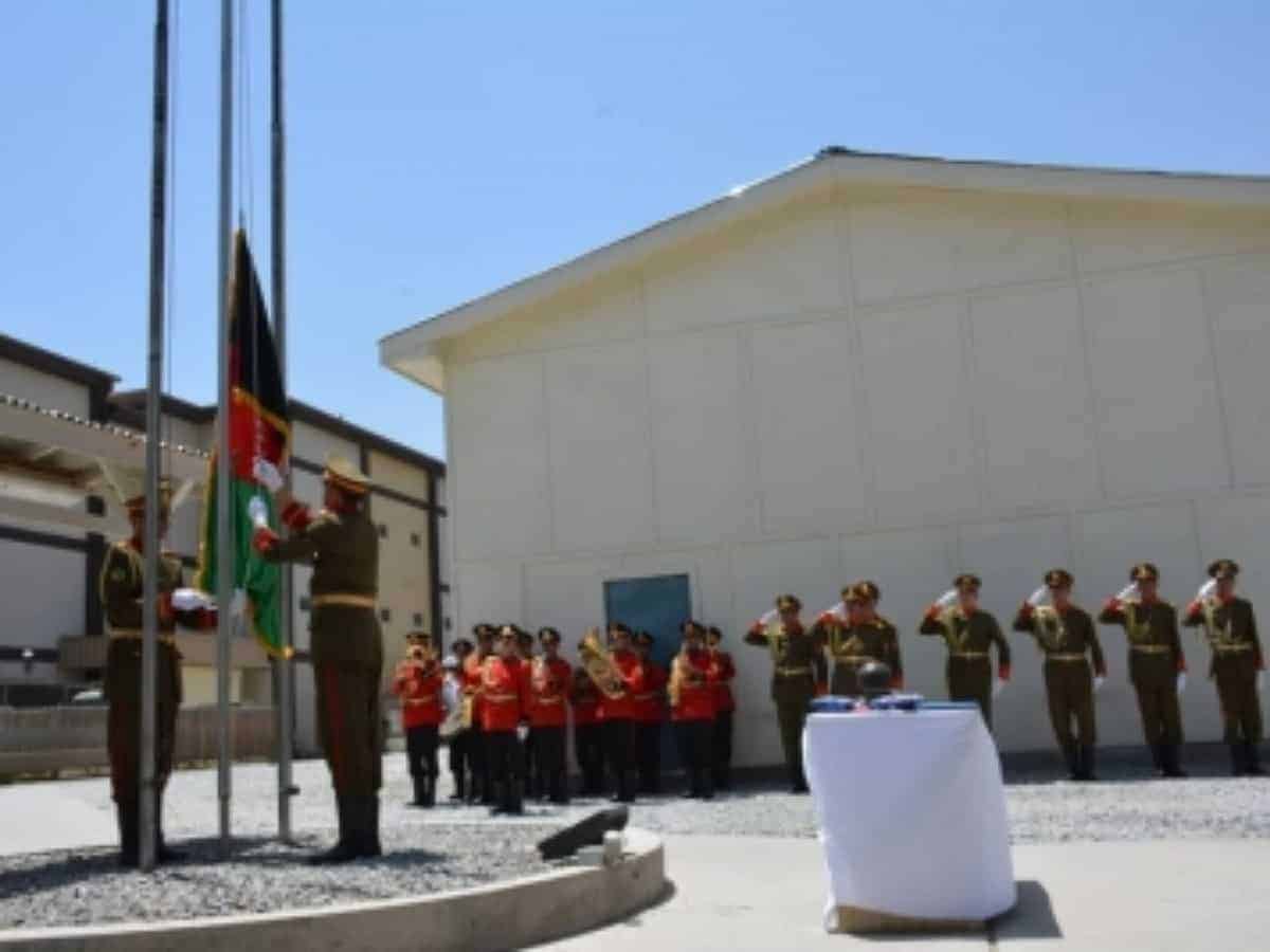 Key US base in Kabul handed to Afghan forces