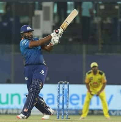 Pollard's power-hitting upstages Rayudu's as MI clinch thriller