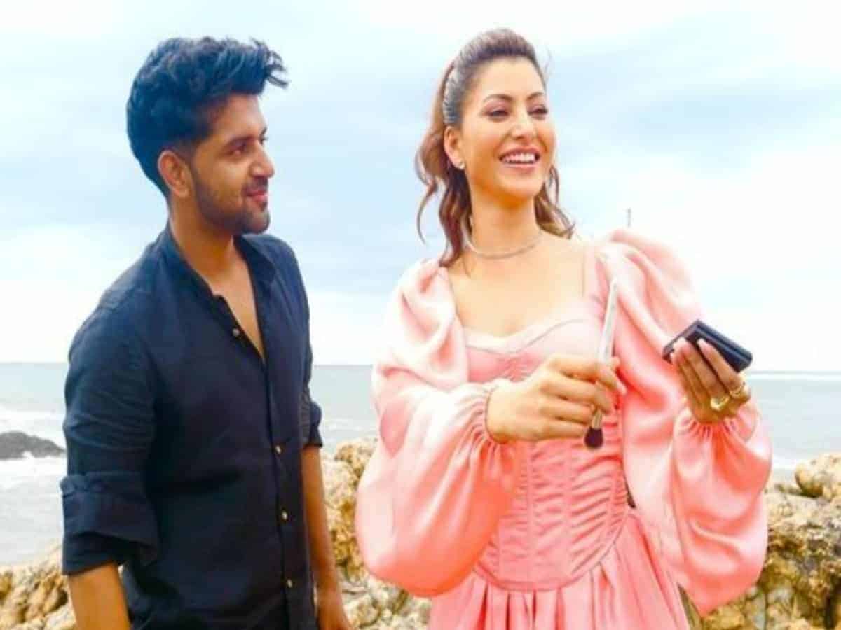 Guru Randhawa's has a new style of pronouncing Urvashi Rautela's surname!