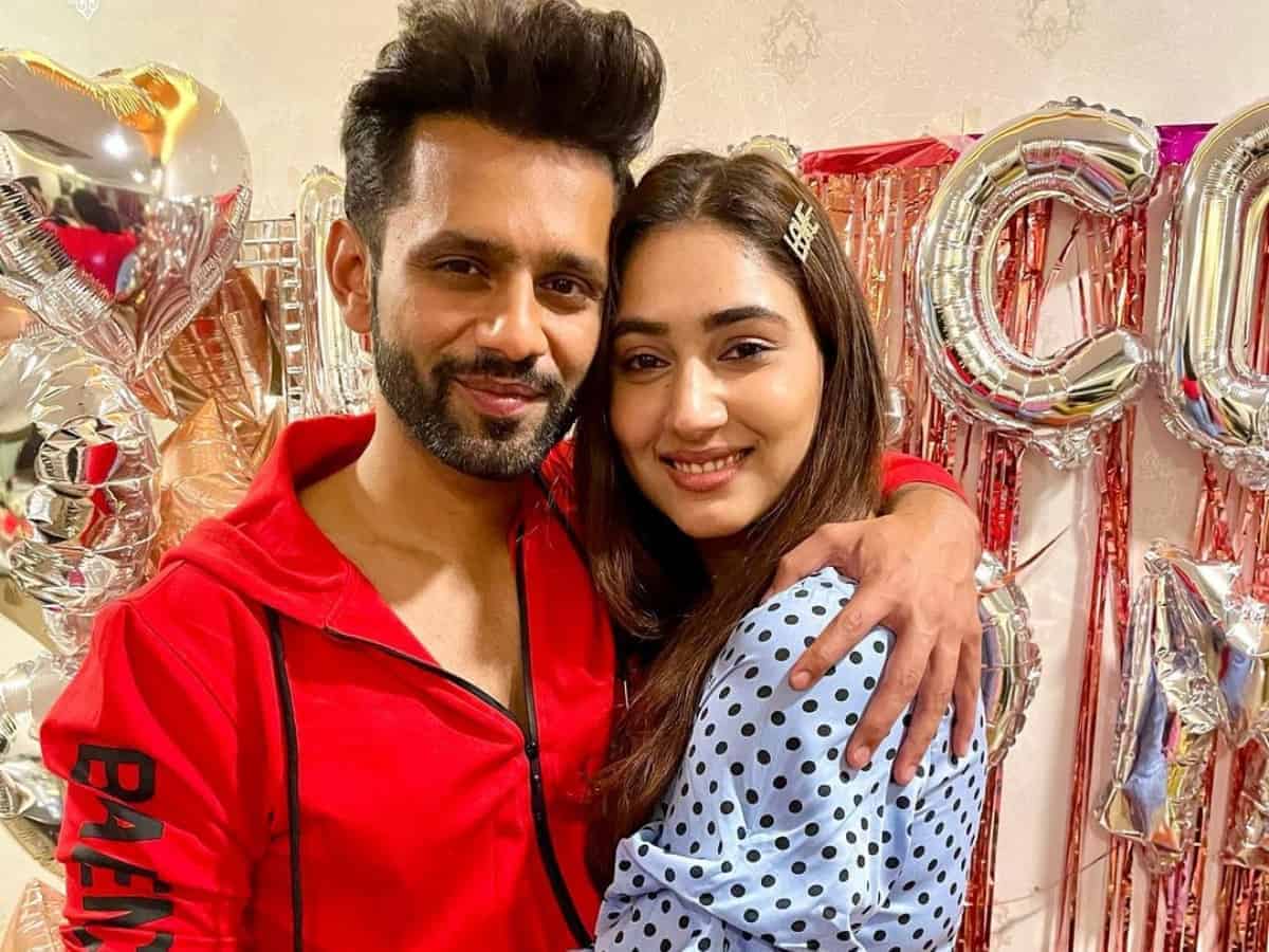 Viral: Disha Parmar gifts Rs 71 k luxury watch to Rahul Vaidya