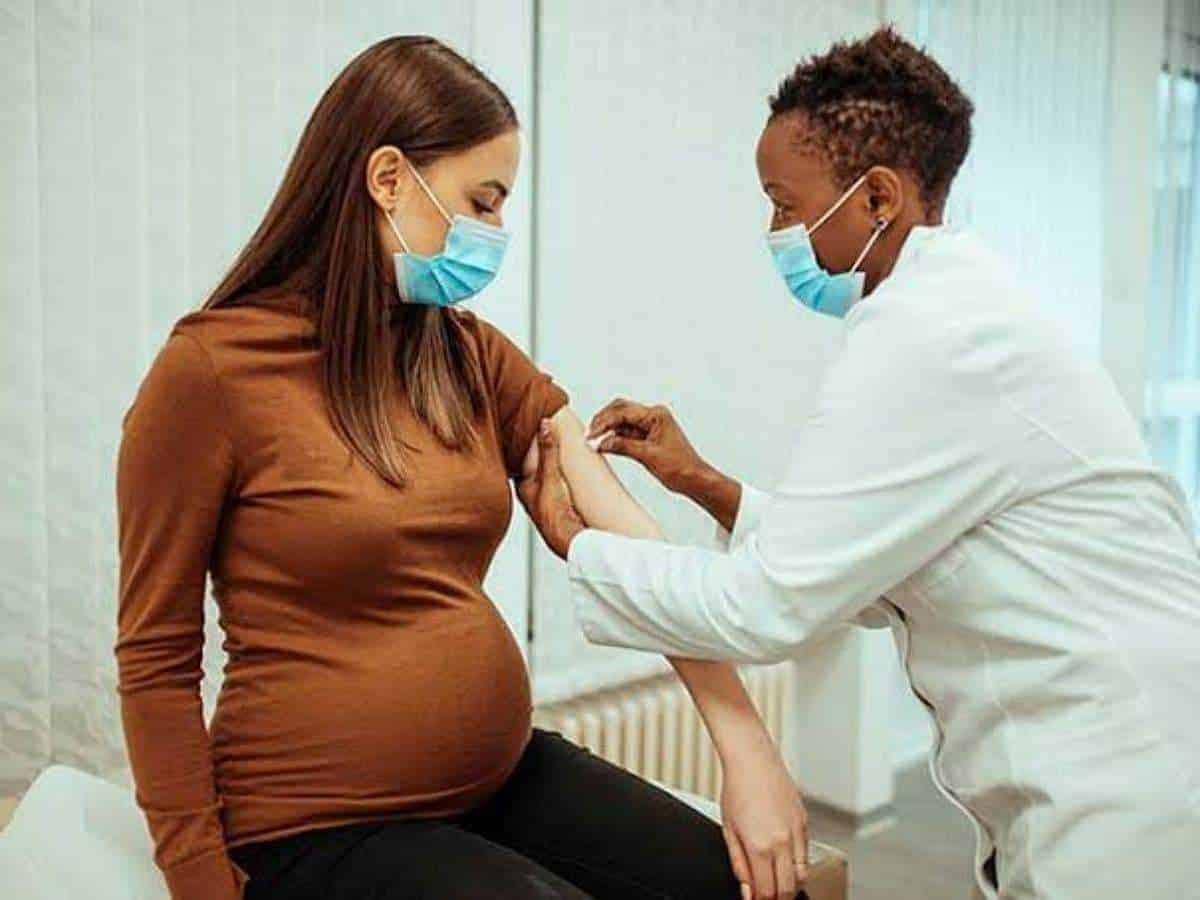 Dubai health begins vaccinating pregnant women against COVID-19