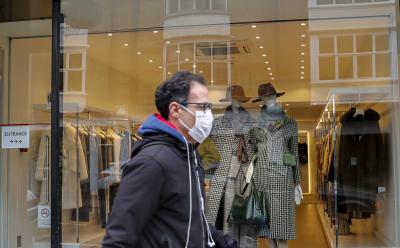 UK reports another 10,633 coronavirus cases