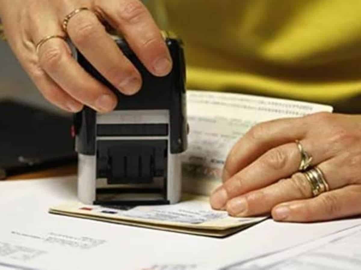 UAE starts issuing work permits for golden residency holders