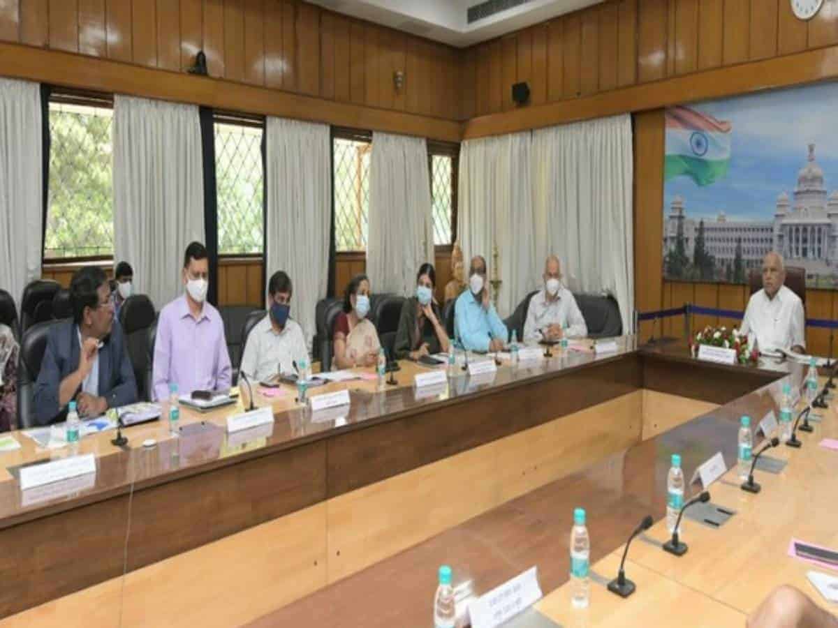 K'taka CM directs officials to fast-track implementation of 96 Central govt schemes
