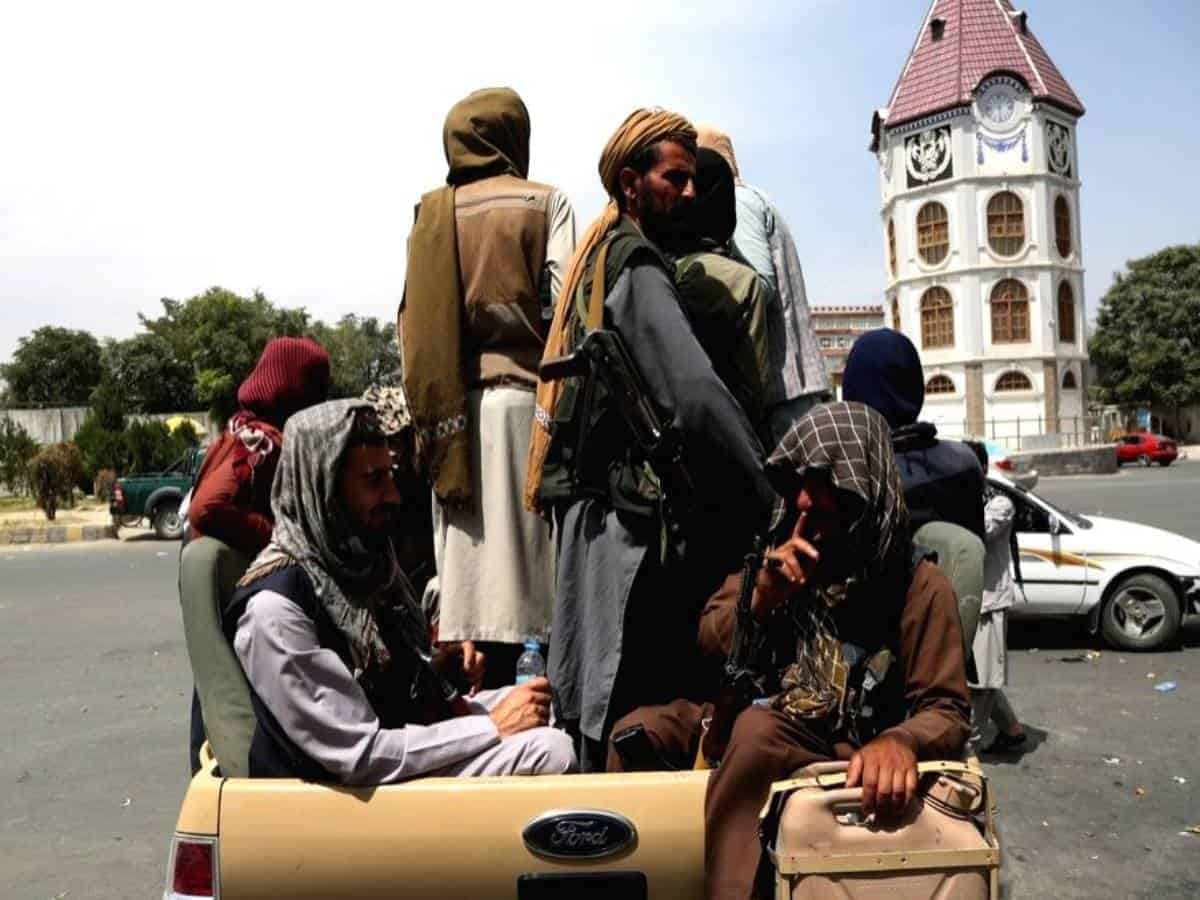 US says evacuation at Kabul airport safe despite stampede & shooting incidents